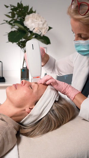 Venus Viva (Marcas, Poro y cicatrices)