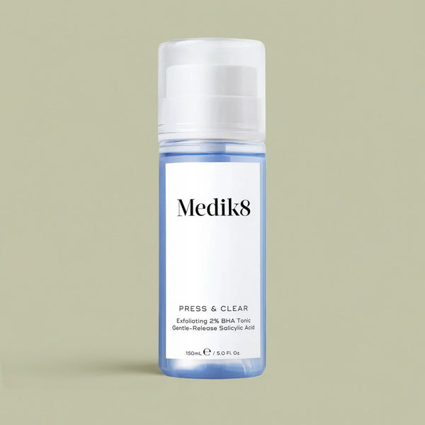 Travel Press & Clear tónico exfoliante BHA formato viaje Medik8 - Estetic Medic Garvin